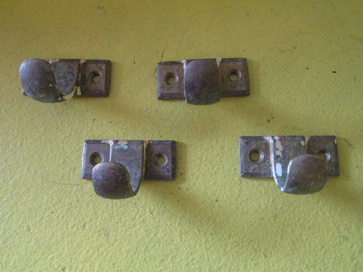 Brass Sash Lifts Mounts on Rectangle Plate 20L x 20W x 40D