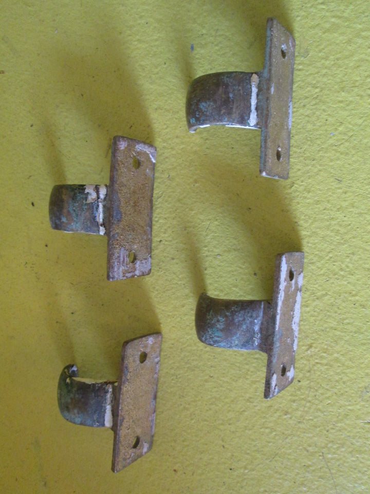 Brass Sash Lifts Mounts on Rectangle Plate 20L x 20W x 40D