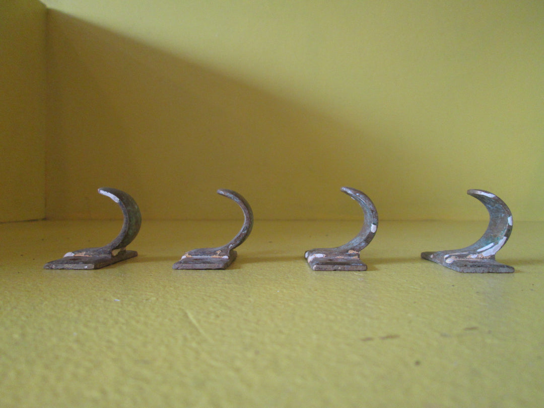 Brass Sash Lifts Mounts on Rectangle Plate 20L x 20W x 40D