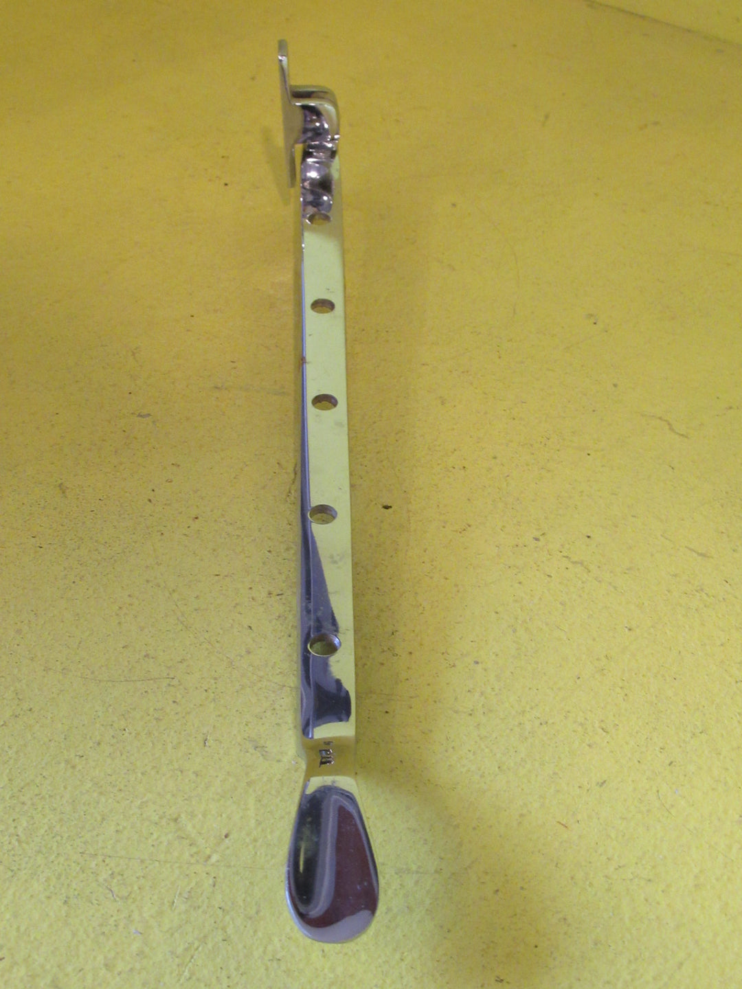 Chrome Scoop End Fan Light Stay   332L x 12W