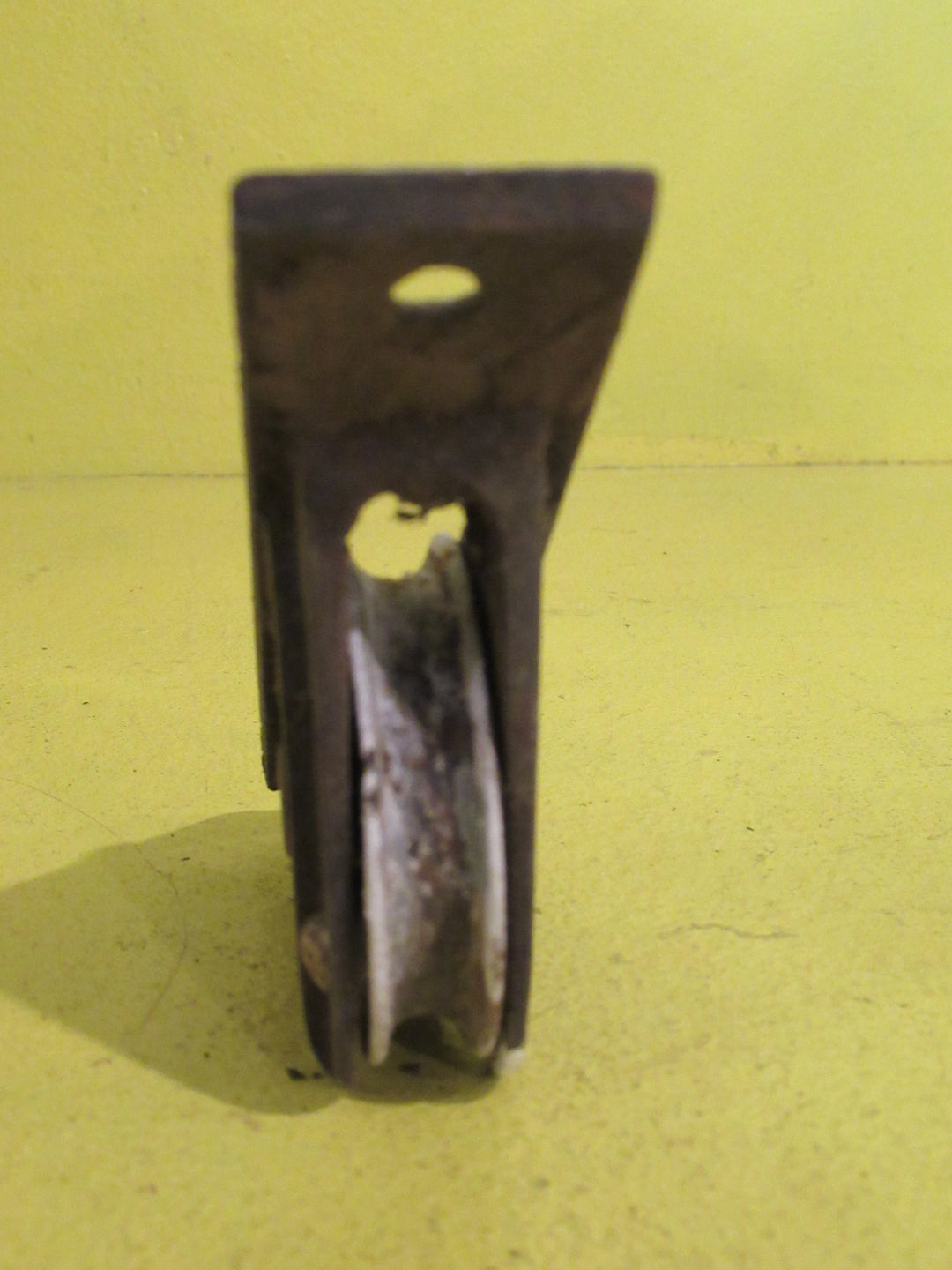 Detachable Roller Double Hung Sash Weigh Pulley   117L x 27W x 50D