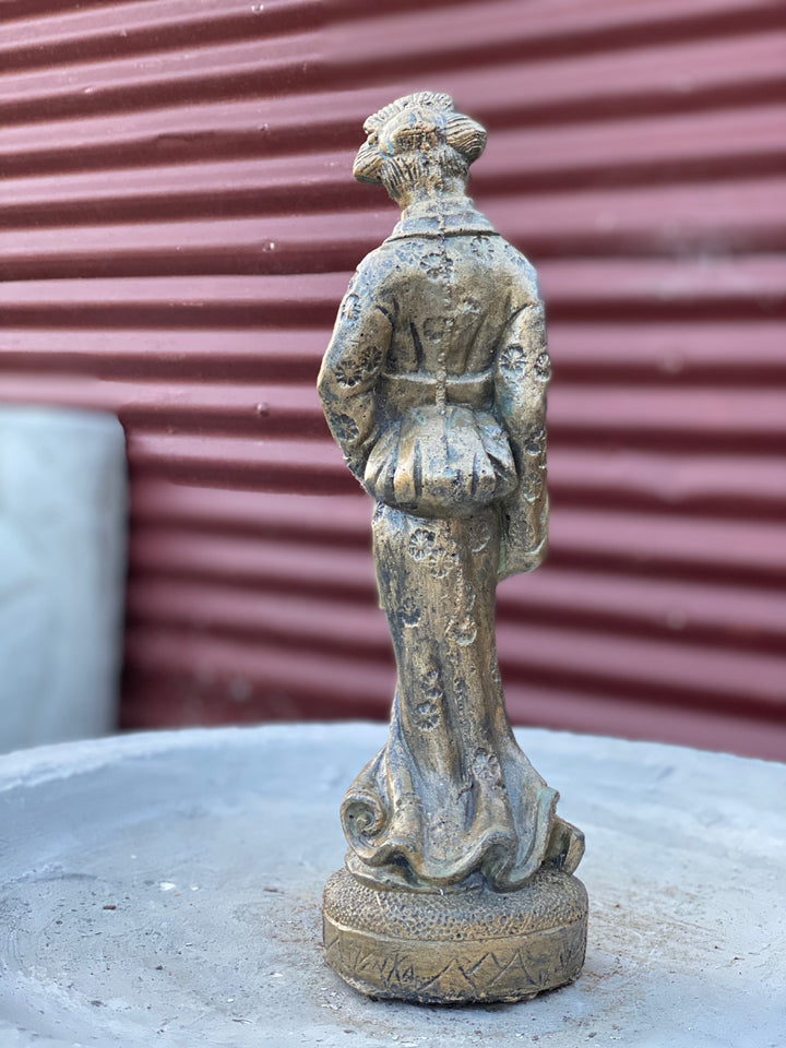 Geisha  24cmH x 4cm W x 3cmD