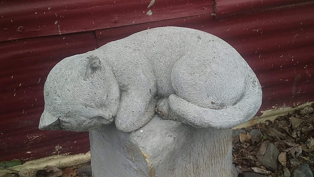 Damon - Cement Statues