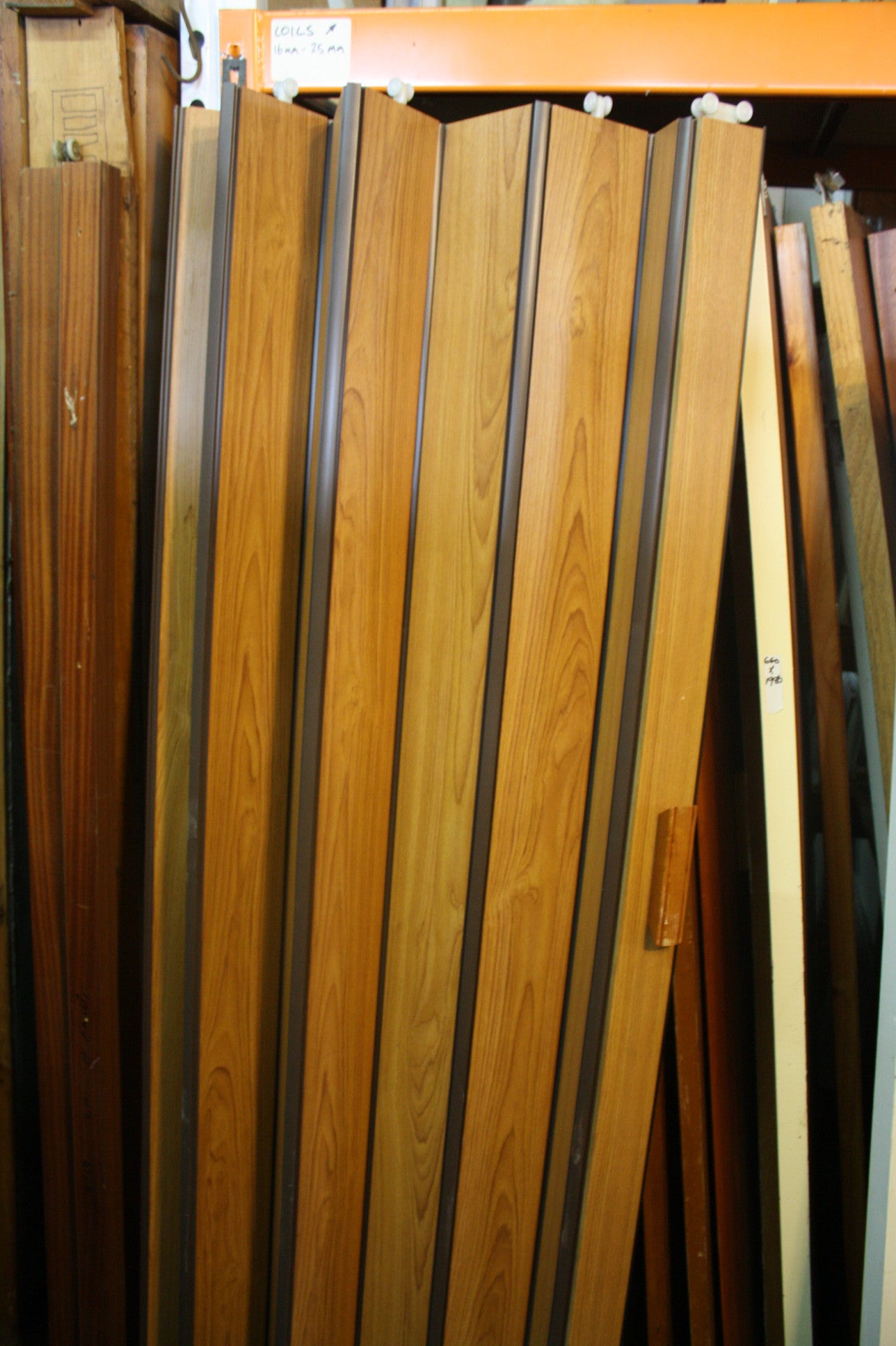 Concentina Doors