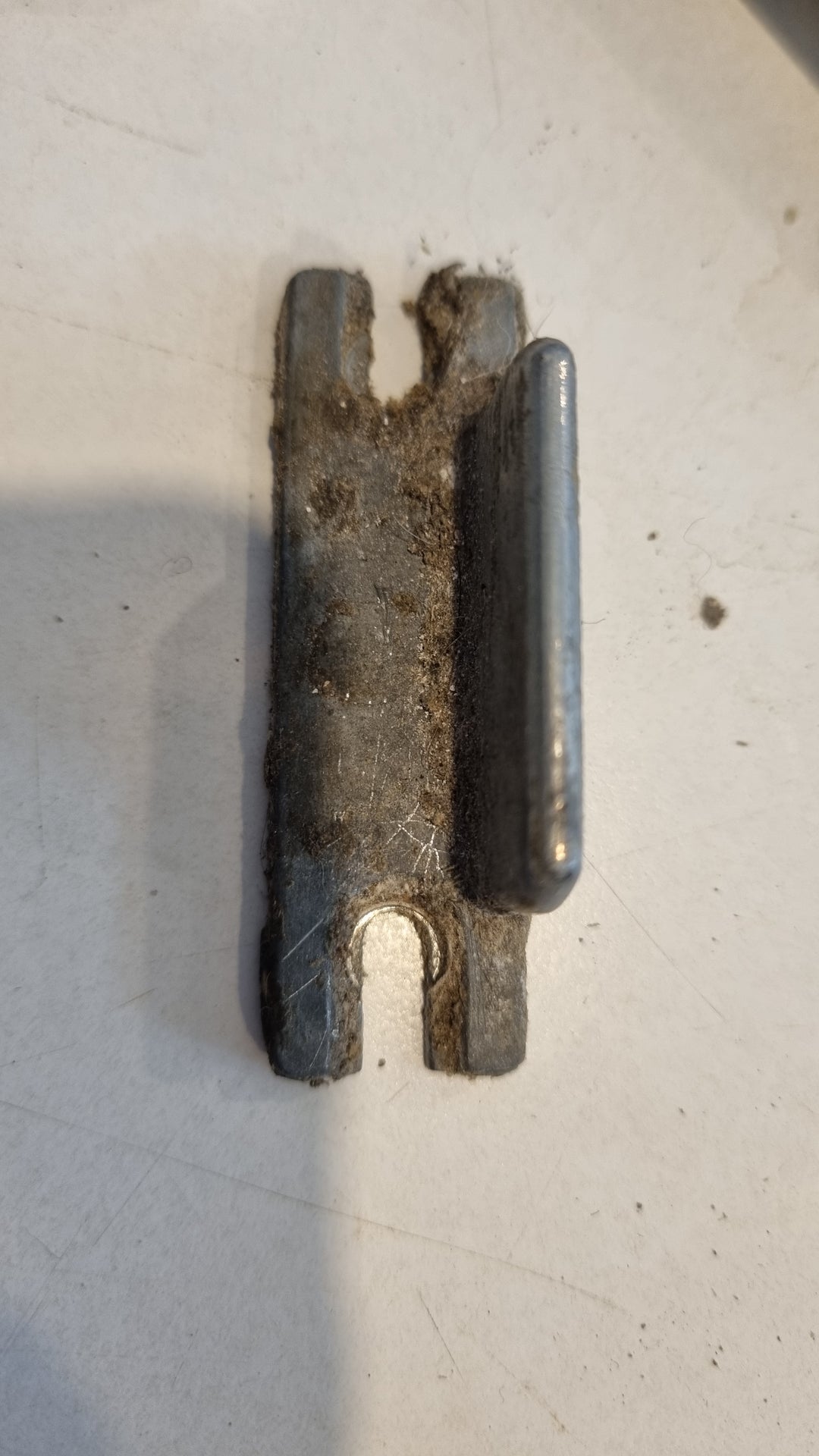 Aluminium Sliding Door Guide 40L x 30W