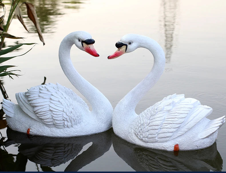 Resin Floating White Black Swan Outdoor Garden Pond Fish Tank Decorative Swimming Swan Sculpture For Garden Decor Ornament