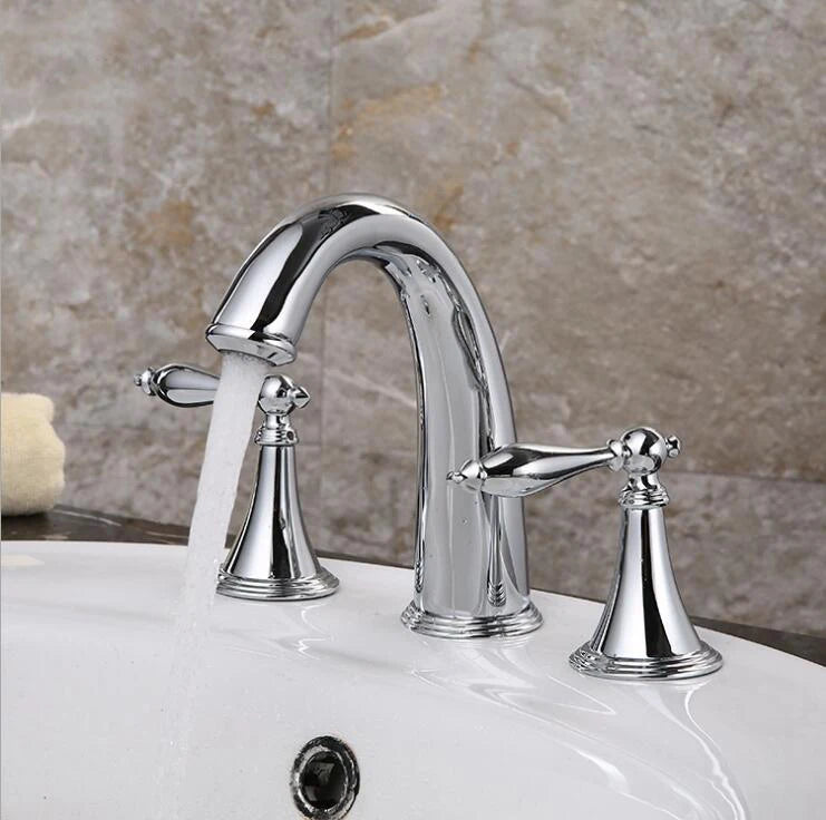 Brass Basin Faucet three-piece set of two handles split three-hole Cold and Hot splash-proof Faucet Dual Handles Mixer 8206