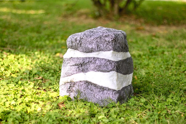 Outdoor Lawn Lamp Waterproof Lawn Garden Lamp Villa Landscape Lamp Park Lamp Resin Garden Imitation Stone Mountain Outdoor Lamp