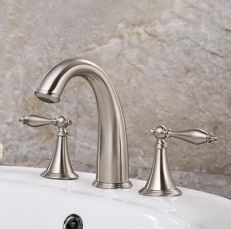 Brass Basin Faucet three-piece set of two handles split three-hole Cold and Hot splash-proof Faucet Dual Handles Mixer 8206