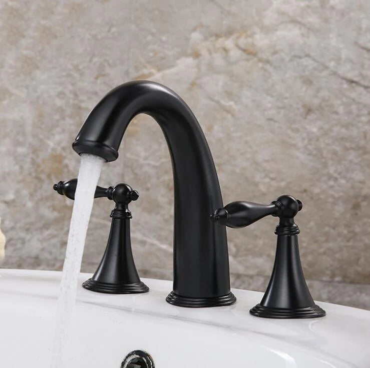 Brass Basin Faucet three-piece set of two handles split three-hole Cold and Hot splash-proof Faucet Dual Handles Mixer 8206