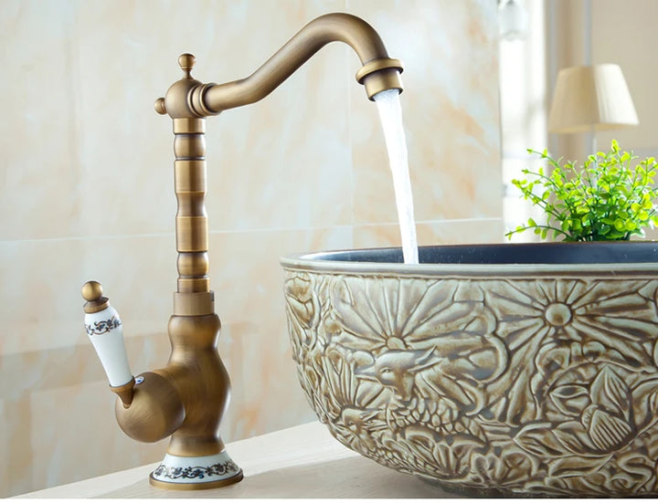 Bathroom Faucets Antique Bronze  for Kitchen Cold and Hot Water Basin Mixer Tap with Ceramic Single Handle Sink Tap Crane
