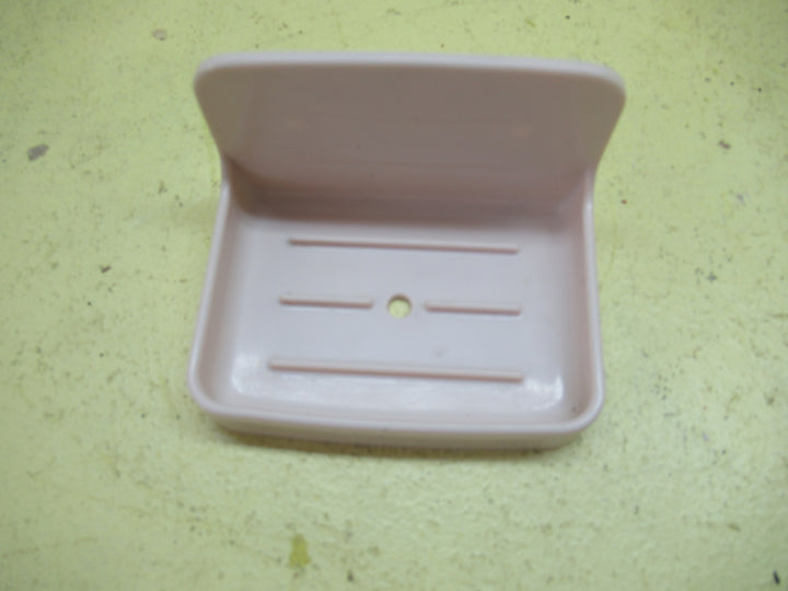 Retro Almond Ivory Plastic Soap Dish 60H x 110W x 80D