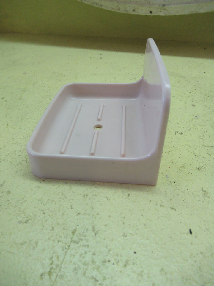 Retro Almond Ivory Plastic Soap Dish 60H x 110W x 80D