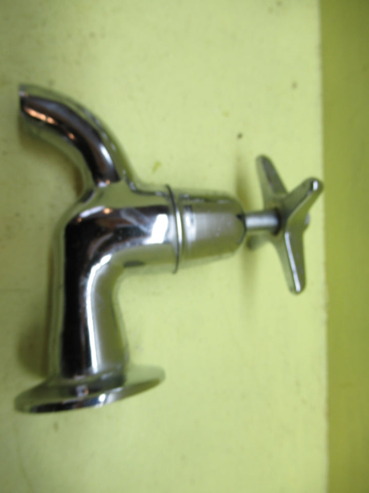 Retro Wall Mounted Kitchen Taps 110H x 48W x 118D