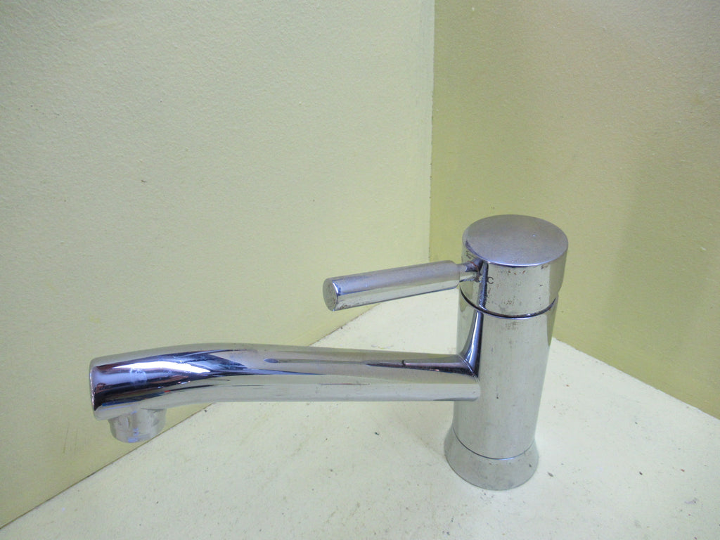 Solid Kitchen Mixer with H & C 170H x 65Dia/250 Spout