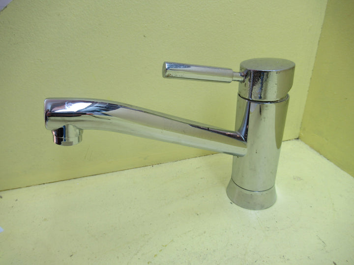Solid Kitchen Mixer with H & C 170H x 65Dia/250 Spout