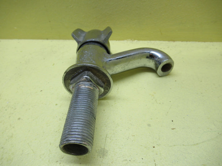 Wide Middle Fin Basin Faucet Tap with Circle Base 87H x 100d x 55Dia