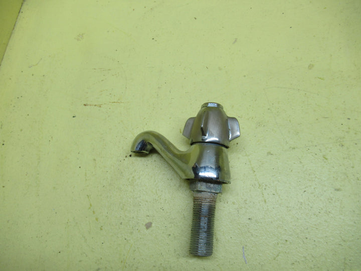 Wide Standard Middle Fin Basin Faucet Tap 75H x 100W x 55Dia