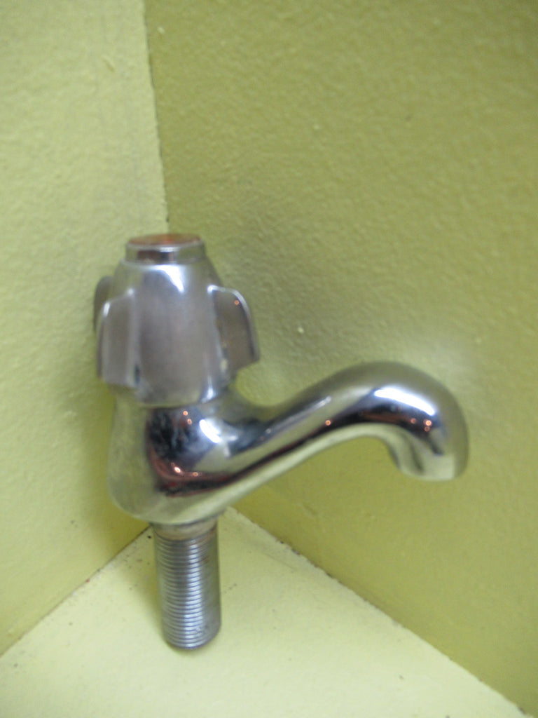 Wide Standard Middle Fin Basin Faucet Tap 75H x 100W x 55Dia