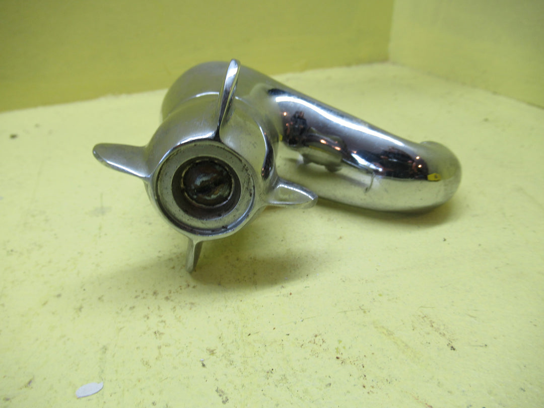 Flat Straight Sided Small Pointed Fin Faucet Basin Tap 70H x 100D x 60Dia