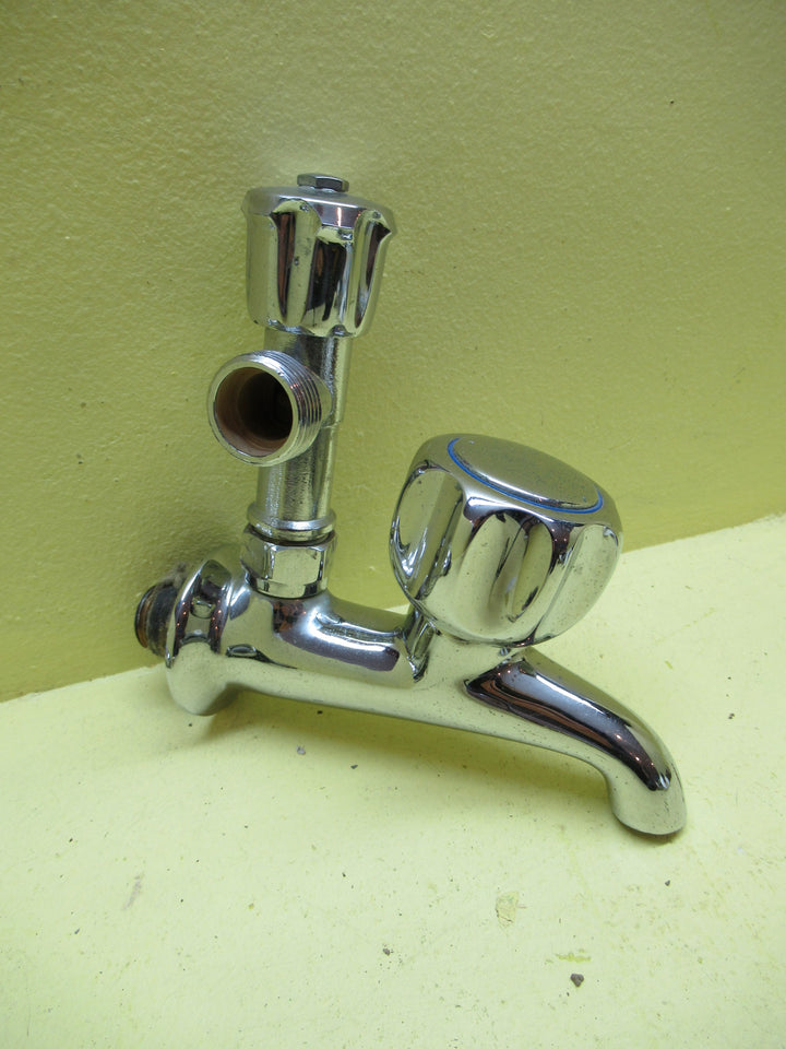 Wide Ridge Fin Laundry Tap 145H x 135D x 55W