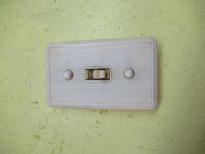 Art Deco Rib Bakelite Switch 115l x 68W x 10D