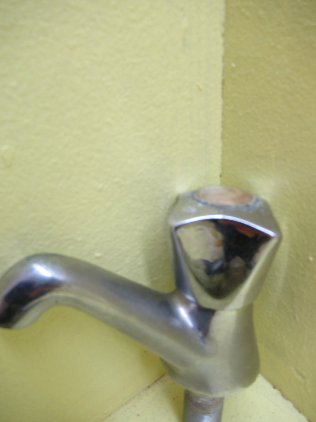 Pyramid Four Sided Basin Faucet 80H x 55Dia x 120D