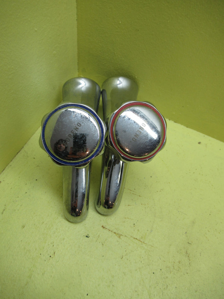 Foreno Hot & Cold Baht Faucet Tapware 100h x 55W x 160D