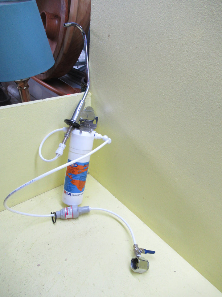 Water Filter & Faucet 250H x 50W x 200D/Filter 240H x 70Dia