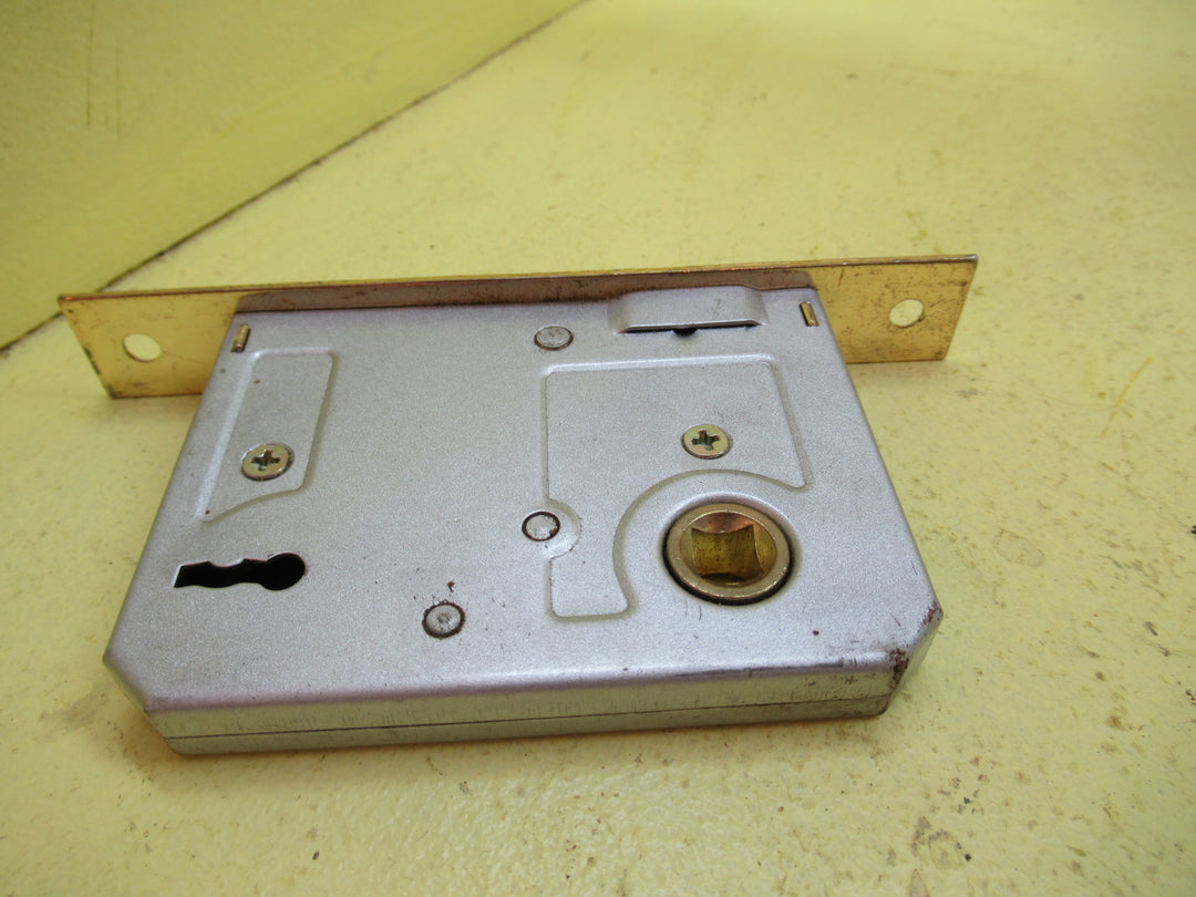 E*S Reversable Brass 3 Lever Mortice Lock with Key 156L x 22W/Body 100L x 71D/Axial 52mm