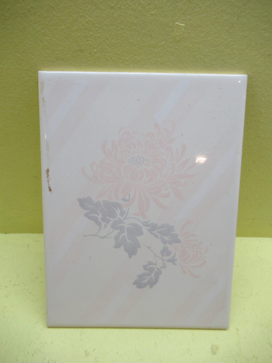 Light Cream with white Diagonal Stripe Tile 200H x 150W