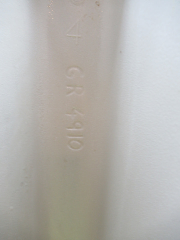 Doulton Porcelain Basin & Pedestaal with Tapware 260H x 560H x 470D/Pedestal  650H x 160W x 120D