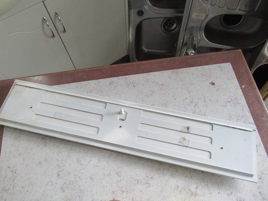 Vents with Toggle 510-610L x 125H