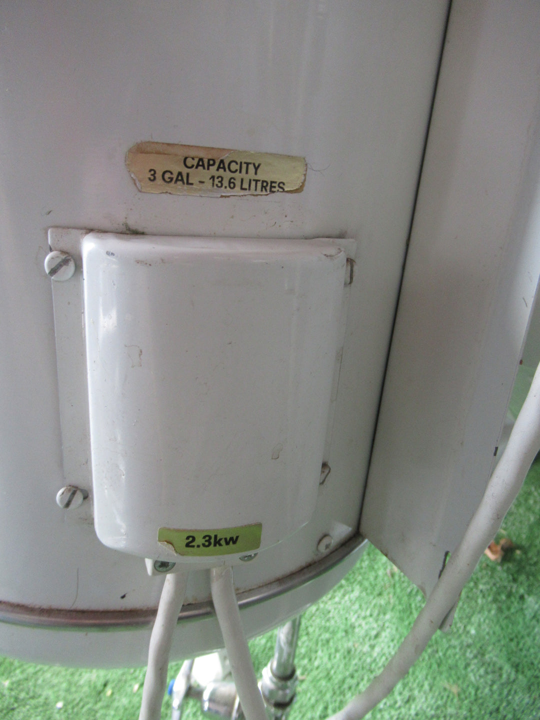 Zip 13.6 Water Heater 55H x 28Dia