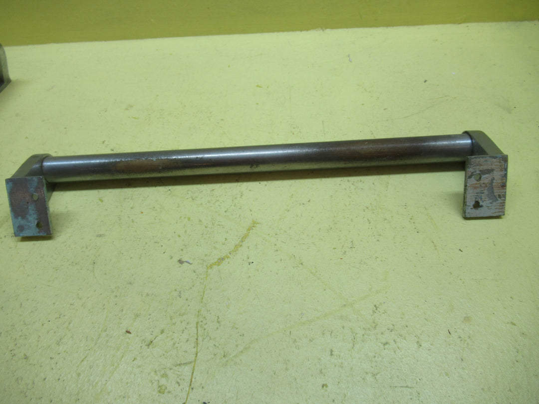 Pull Handles  40H x 312L x 47D