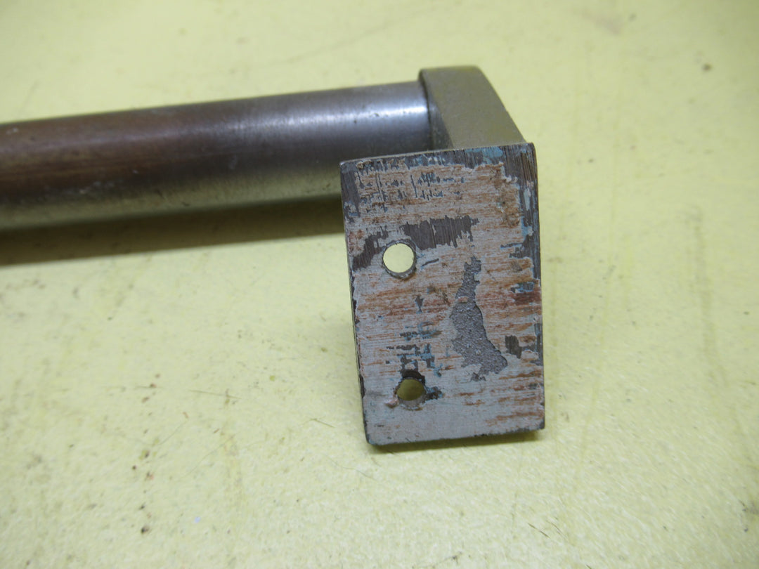 Pull Handles  40H x 312L x 47D