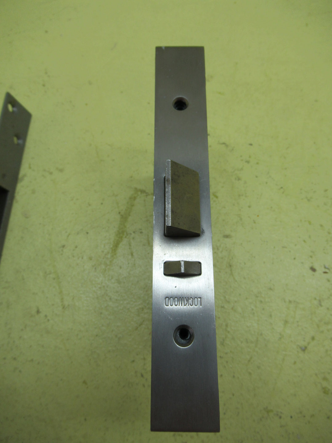 Lockwood Security Mortice 2 Bolt Mortice Lock 175L x 25W/Body 116H x 87W x 20D