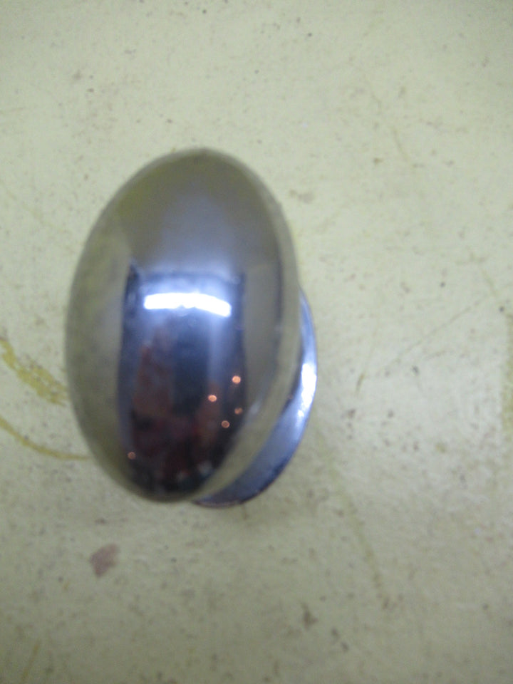 Chrome Oval Knob with Oval Roase Door Plate 65L x 40W x 60H/Plate 72L x 48W x 10H