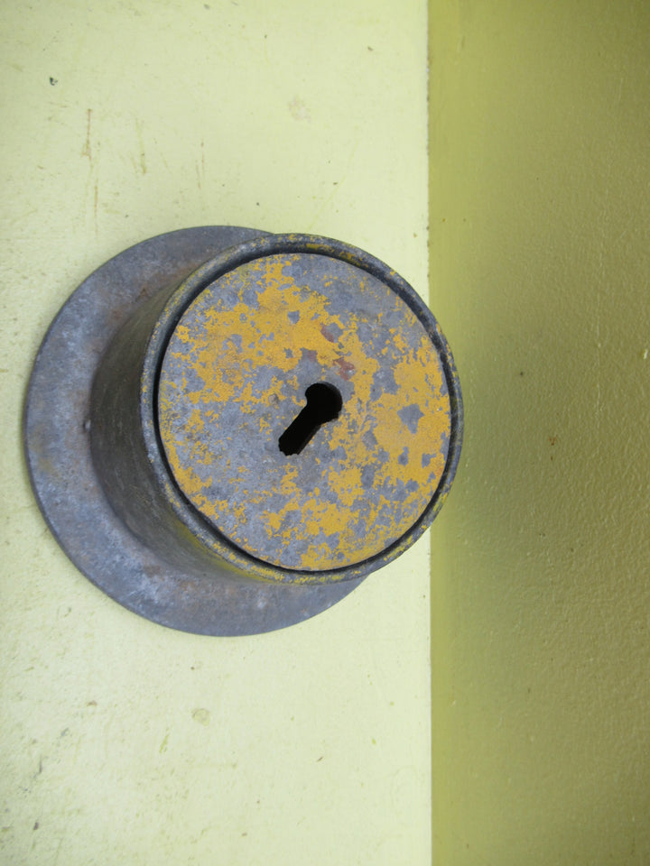 Water Pipe Cast Steel Inspection Cover 115-170Dia x 75H