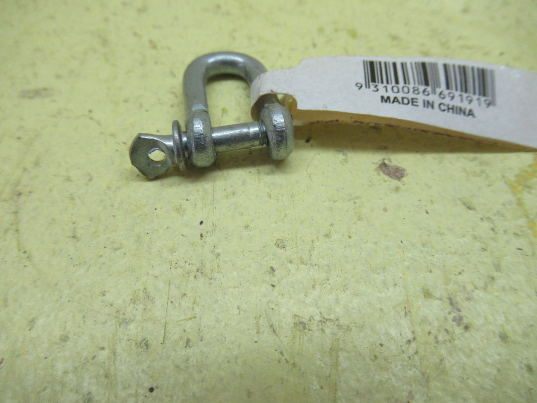 Zenith D Shackle 25/32H x 15/20W(3.5/5MM)