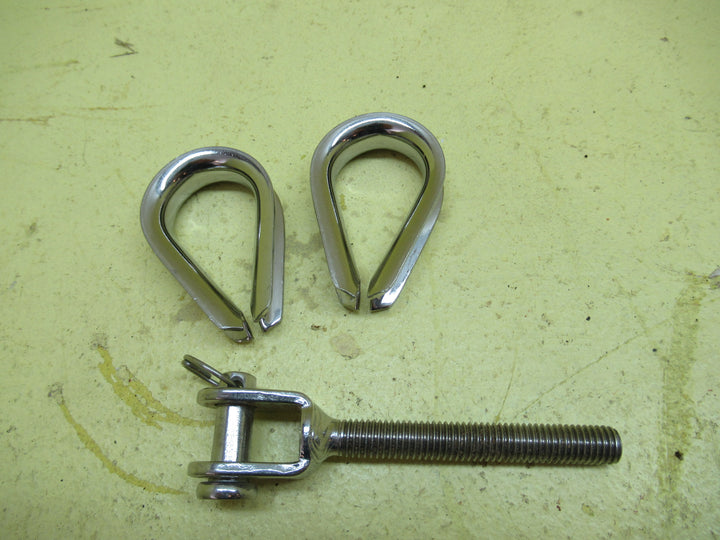 Canvas Attachment Loop with Screw Attachment 50H x 30W x 11D/ Screw 88H x 10-25W