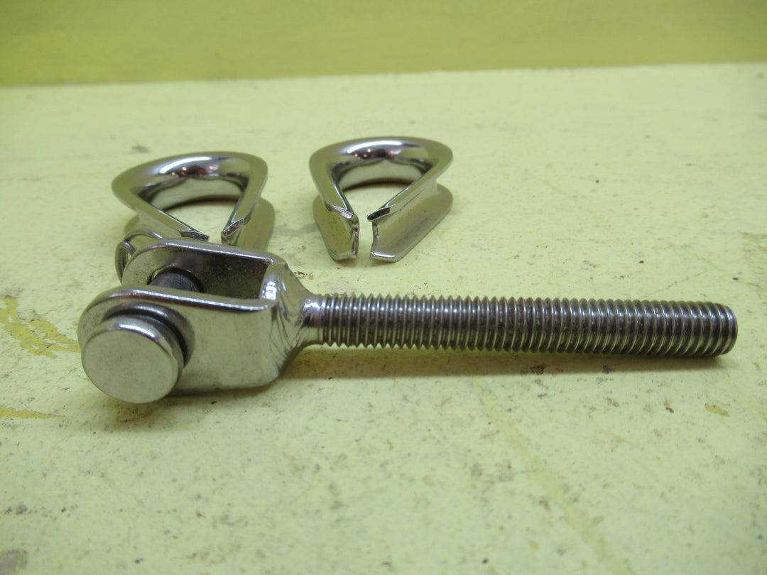 Canvas Attachment Loop with Screw Attachment 50H x 30W x 11D/ Screw 88H x 10-25W