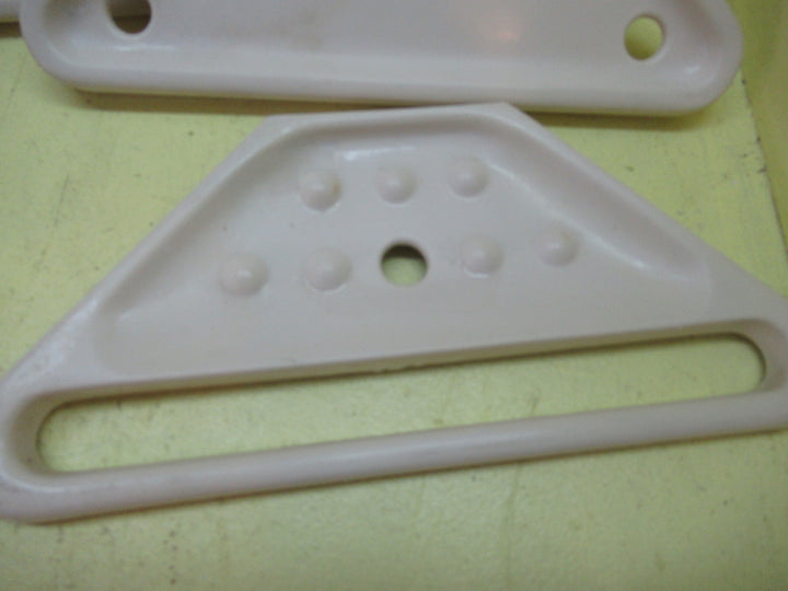 Retro Shampoo & Sap trays - Almond Uvory 220W x 100D x 12H