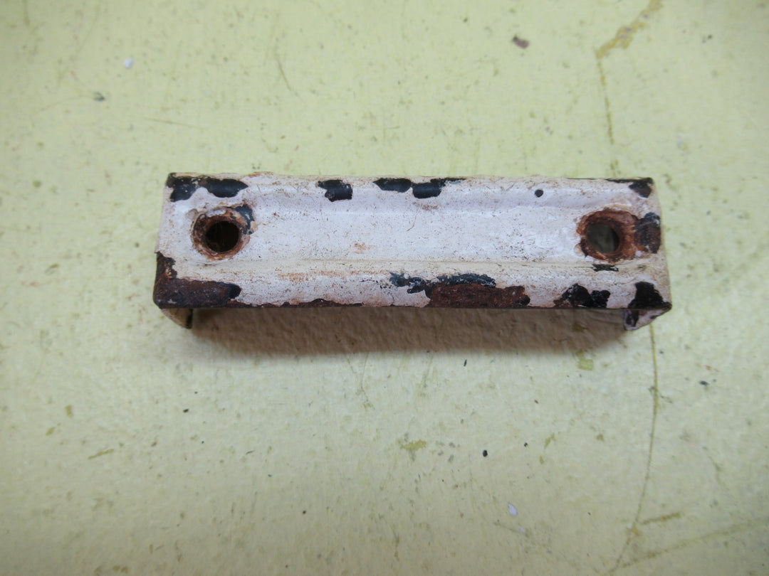 Vintage Steel Ridge Keep 86L x 25W x 23D