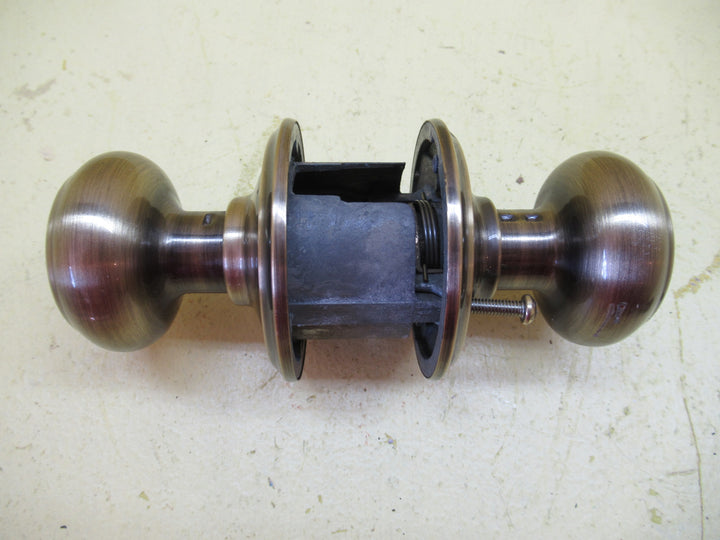 Schlage Knob Handles (Georgain )In Satin Bronze with Rib Detail 50Dia x 45H/Rose 60Dia