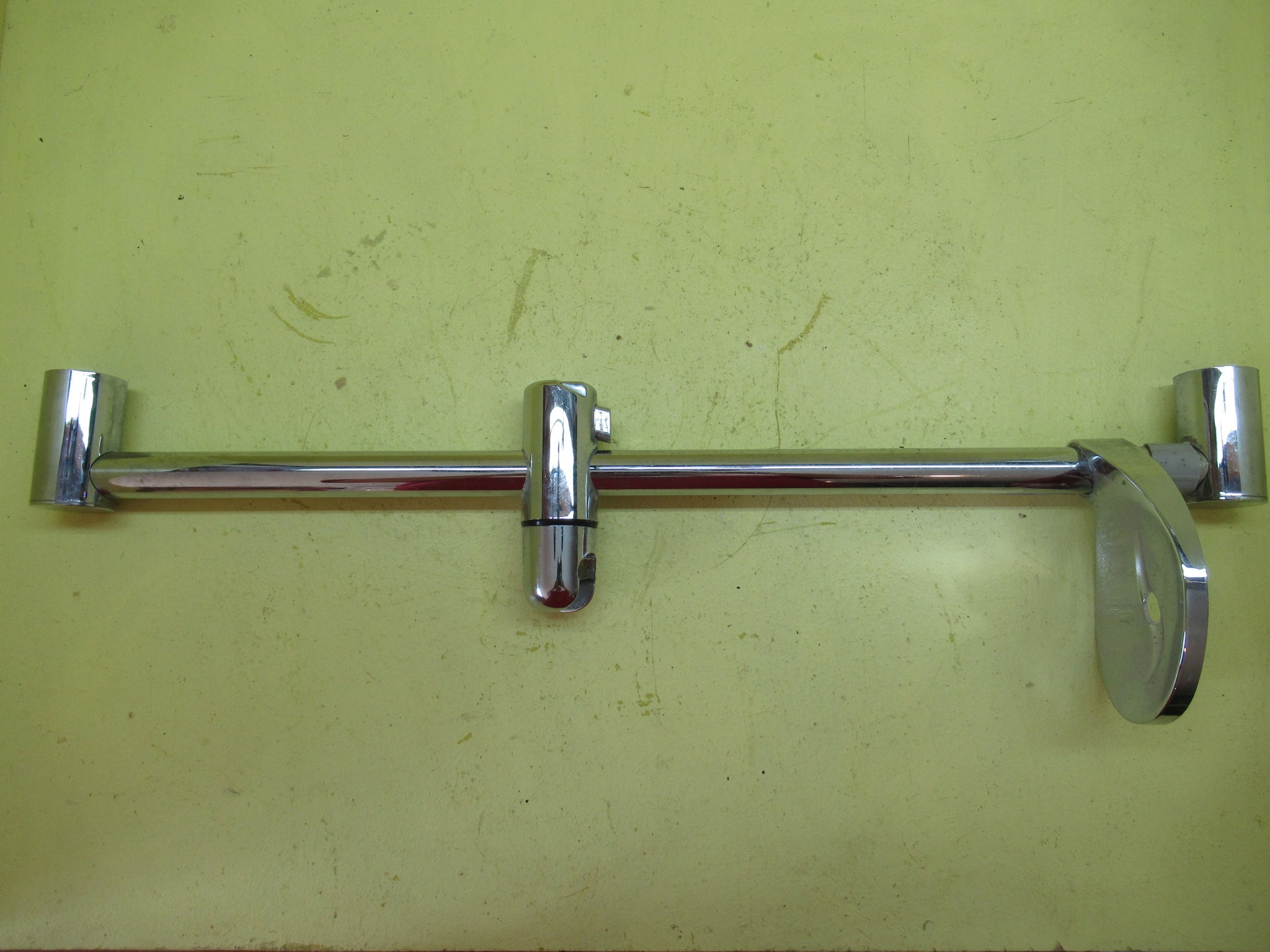 Shower Rail Slider 660H x 150W x 70D – rummages.co.nz
