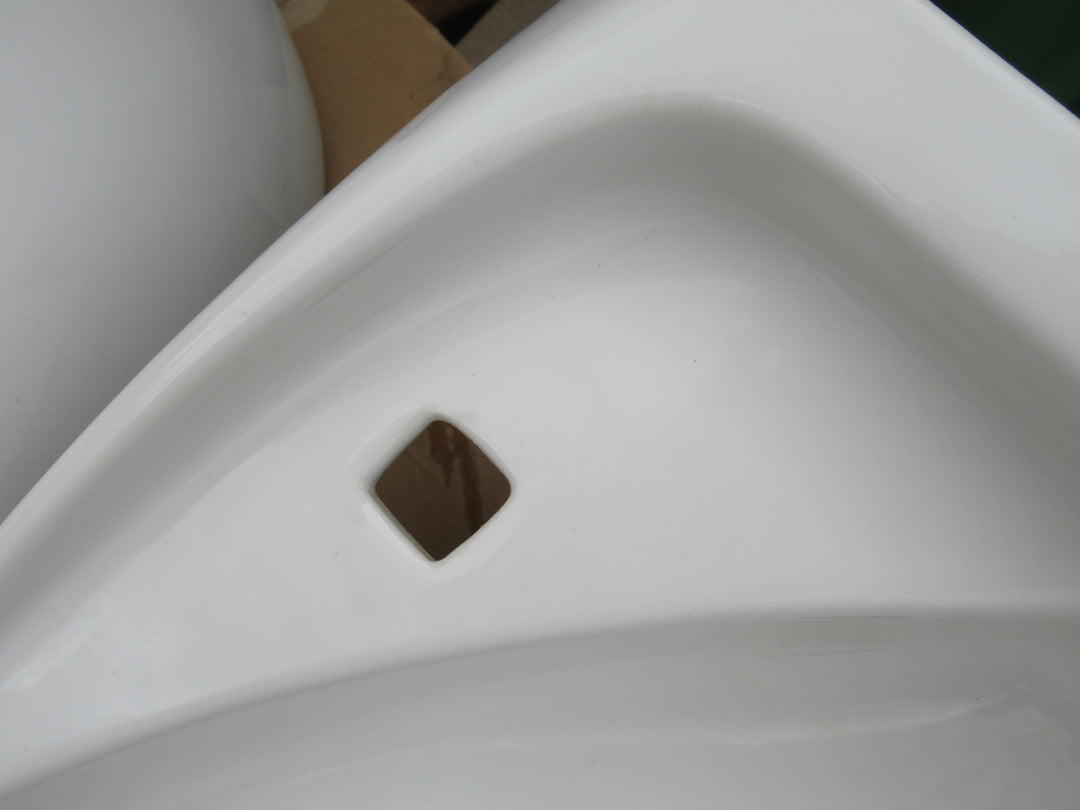McSkimming Modern Basin 260H x 560W x 42D