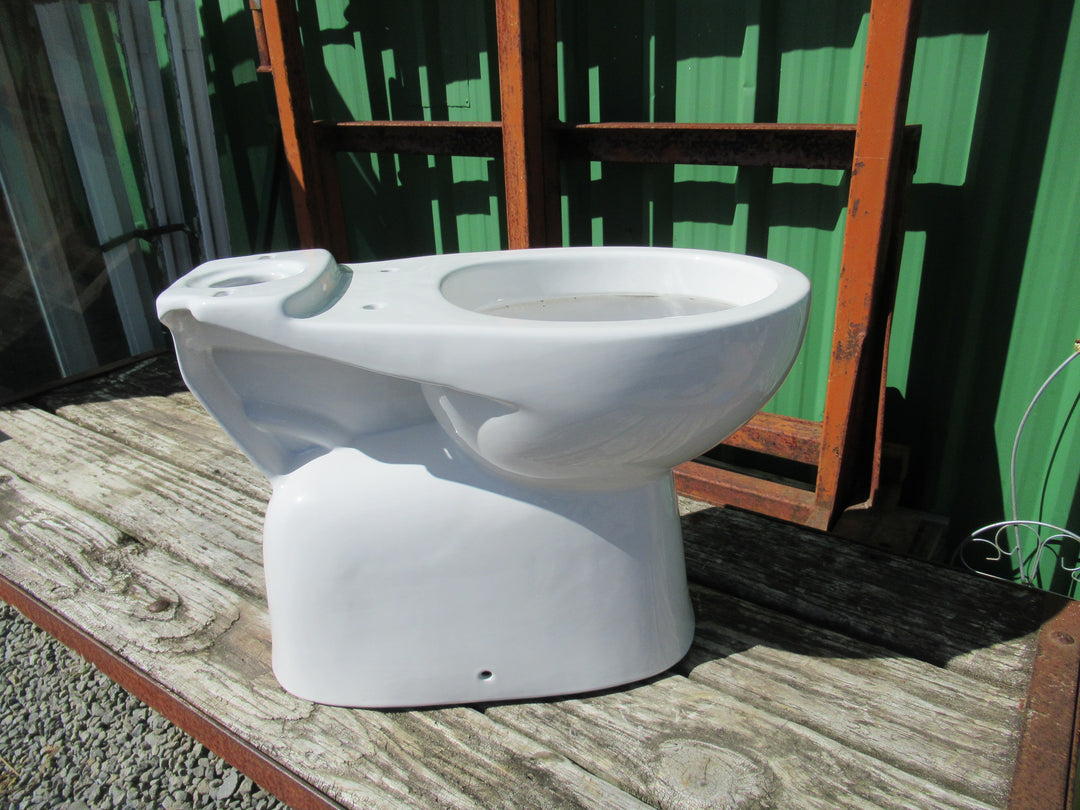 Toilet Pan with Cradle for Cistern to sit on 400H x 350W x 595D