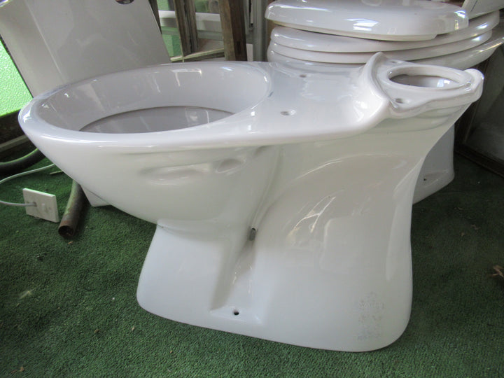 Caroma S Trap Toilet with Cistern Rest 400H x 595D x 350W