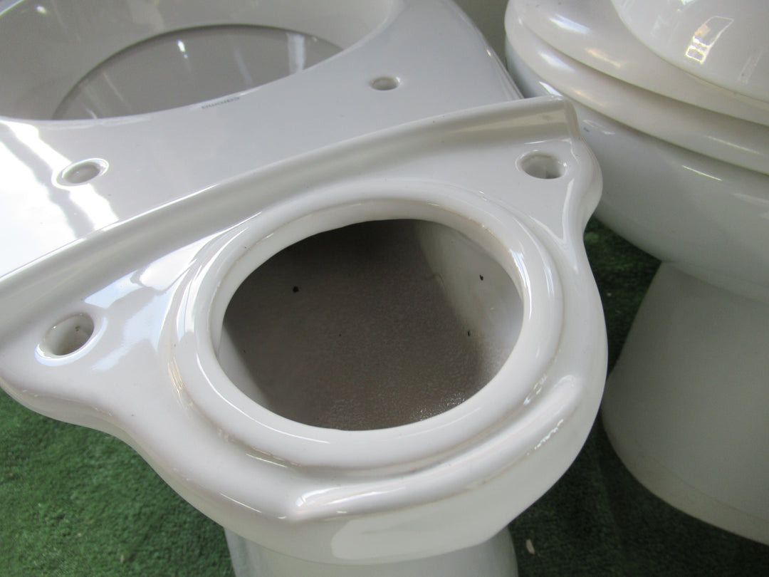 Caroma S Trap Toilet with Cistern Rest 400H x 595D x 350W